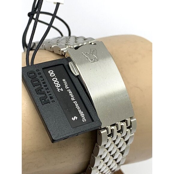 Rado Women's Watch R33099918 Swiss Quartz Diamond Mother of Pearl Dial 35mm - Picture 10 of 14